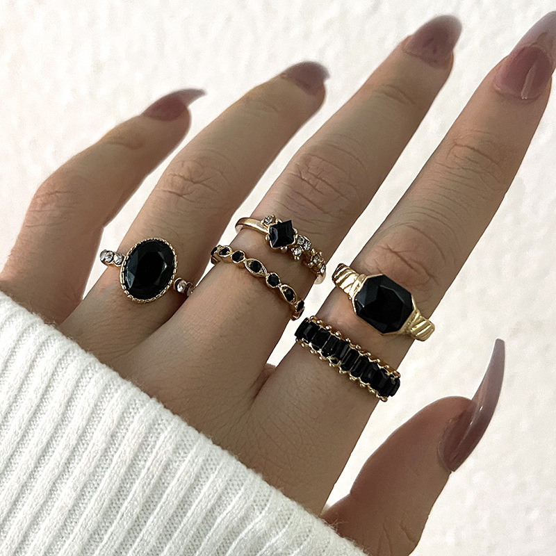 Retro zwarte kristallen ringse - Vintage Punk Knuckle Rings Set recensie en prijs